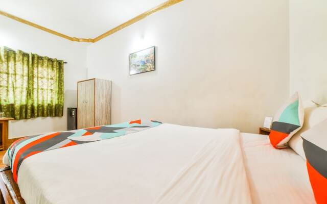 FabHotel Arpora Lakeview