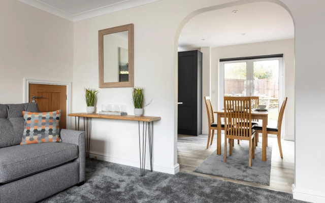 Hawthorn Gardens