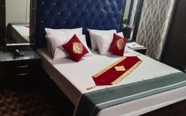 Royal Palace Hotel Lahore