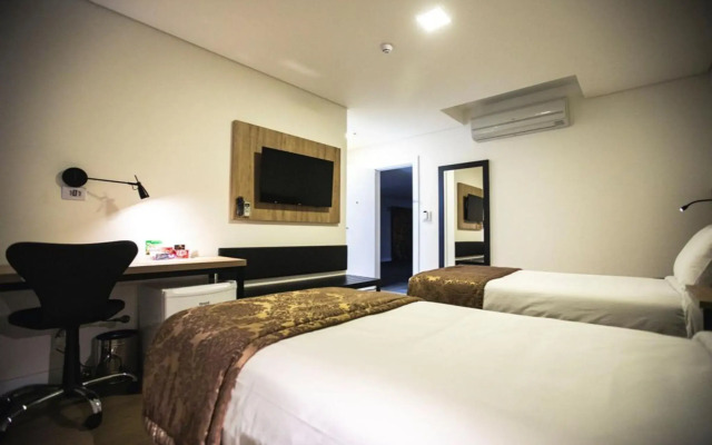 Hotel Transamerica Maringá