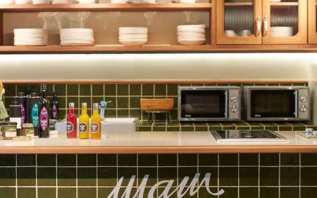 1.75 Paris La Trêve