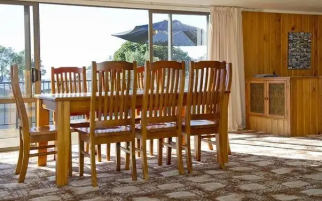 Joes Place - Cooks Beach Holiday Home