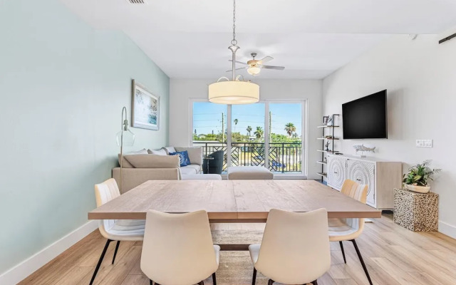 The Harbor Condo 308 - Premier