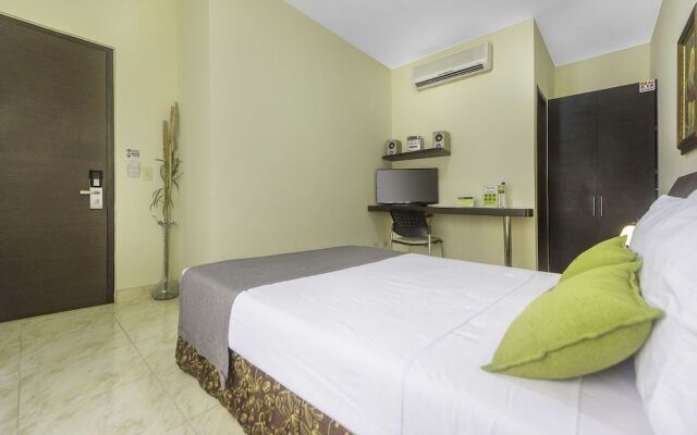 Ayenda 1220 Circular Quinta