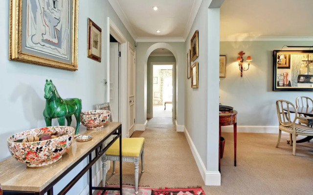 Beautiful & Spacious, 2 Bed in South Kensington