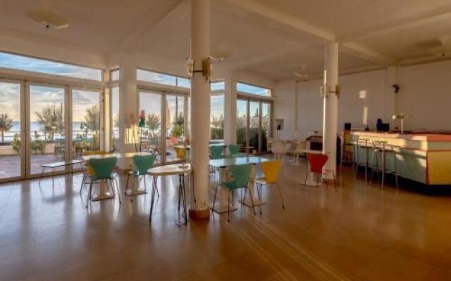 Hotel Le Trident Thyrsé