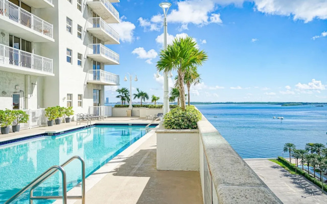 Zeus Sanctuary in Brickell Miami