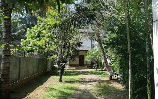 Baan Mook Taley Private Beachfront Villa
