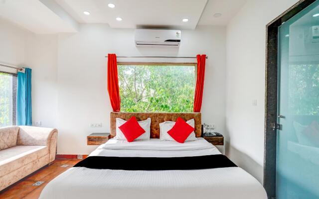 Capital O 79569 Mannat