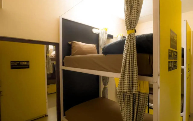 The Hosteller Naukuchiatal