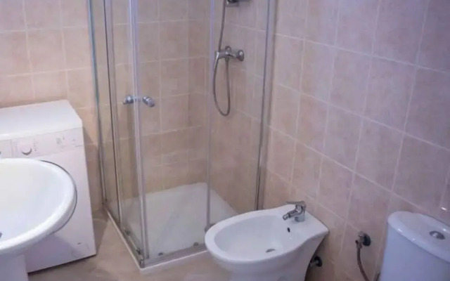 Antonio Sousa Beach 2 Bedroom Apartment