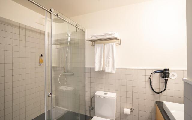 On Trend Nightlife Studio 103