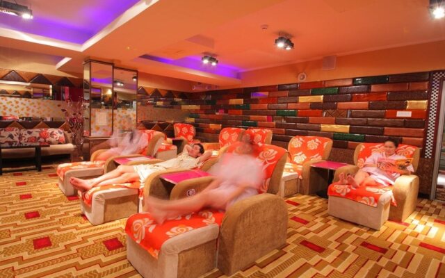 New World Hotel