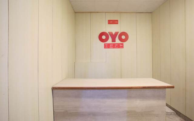 OYO 38417 Silver Villa
