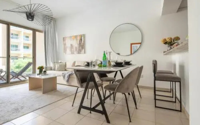 Frank Porter - Al Thayyal 2, The Greens