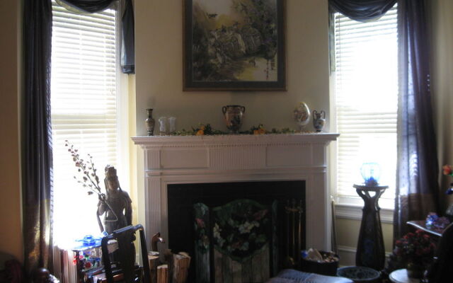 The Mermaids' Porch Bed and Breakfast