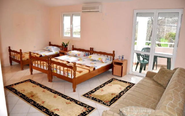 Apartments Perezaj