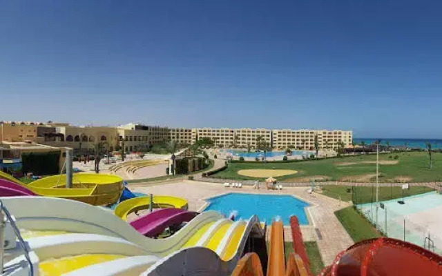 Nour Palace