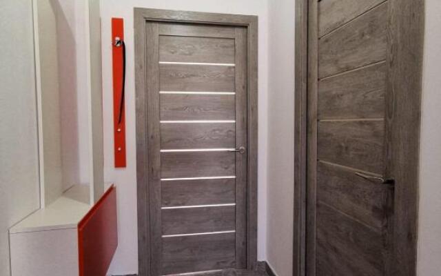 Orange Apartment-Brilliant Apartments