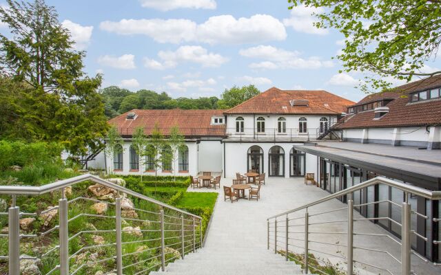 Crowne Plaza Gerrards Cross by IHG