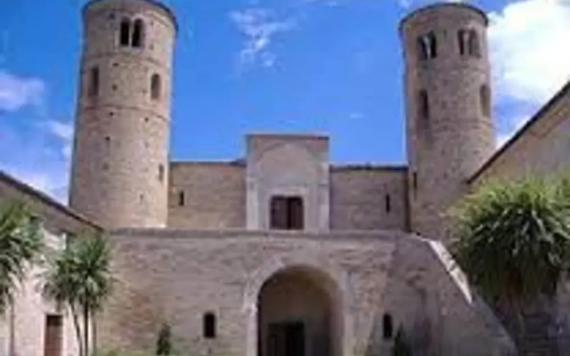 Dimora Del Padronedi Vasti Terreni a Mezzadria