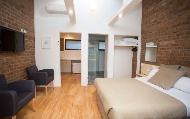 Beachfront Motel – Guest Rooms – Apollo Bay