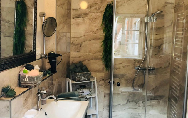 Ferienwohnung B im Ferienhaus Antika