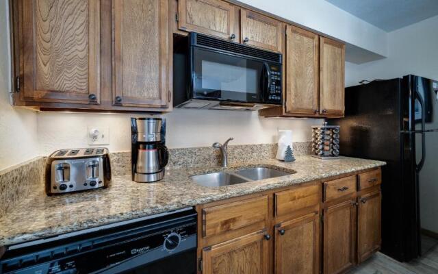 Park Place E103 by Colorado Rocky Mountain Resorts