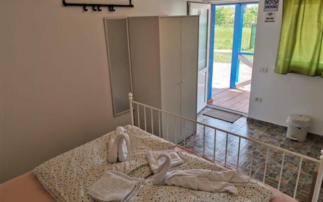 Pensiunea Blue House