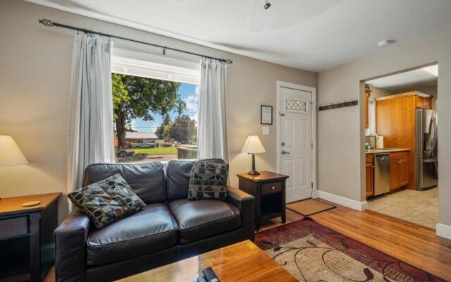 1303 E Pennsylvania Ave