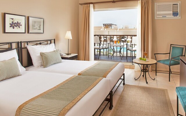 JAZ Neo Almazino, Almaza Bay