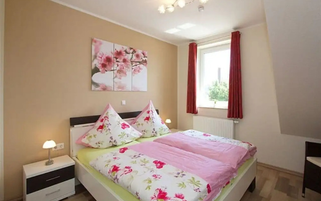 Albatros in the House of Aquarius