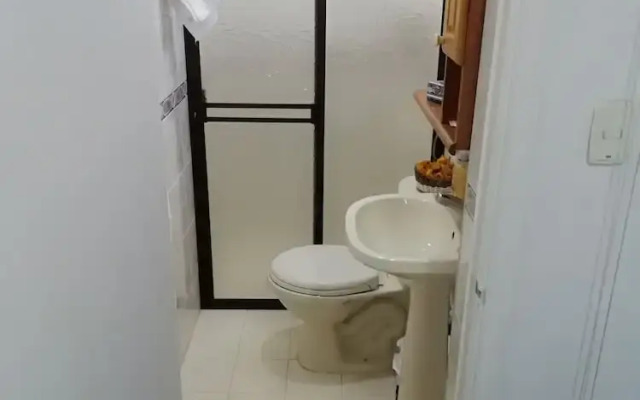 Bed & Breakfast Local Home