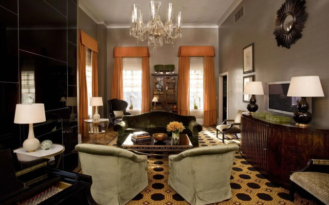 The Carlyle, A Rosewood Hotel