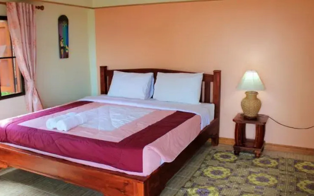 Phu Pai Mork Resort