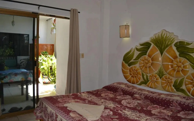 Casa Ana Ruth Hotel y Suites
