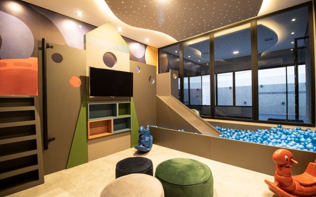 MCZ Apartamento com Varanda e Vista