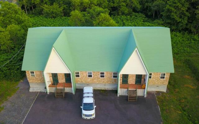 Yotei Townhouse - 2 bedrooms with covered BBQ deck