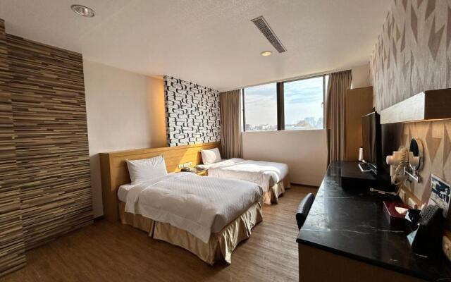 Huaxiang Hotel - Zuoying