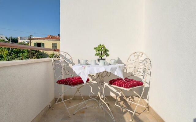 Happy Home - Rental Residence