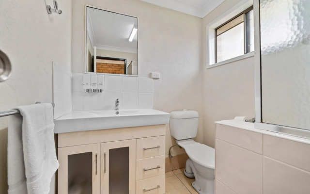 Esk Caravan Park & Motel