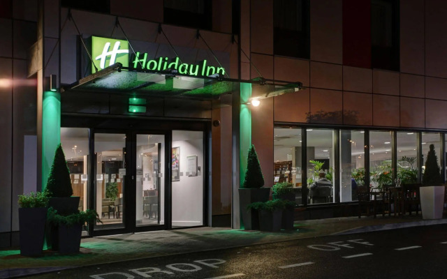 Holiday Inn London - Luton Airport by IHG