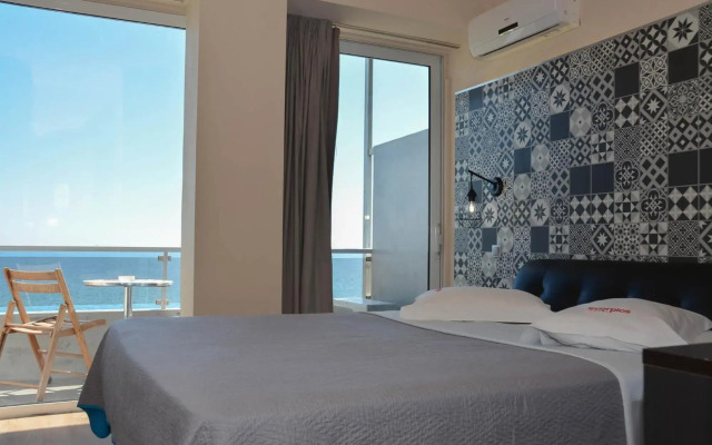 Scorpios Hotel