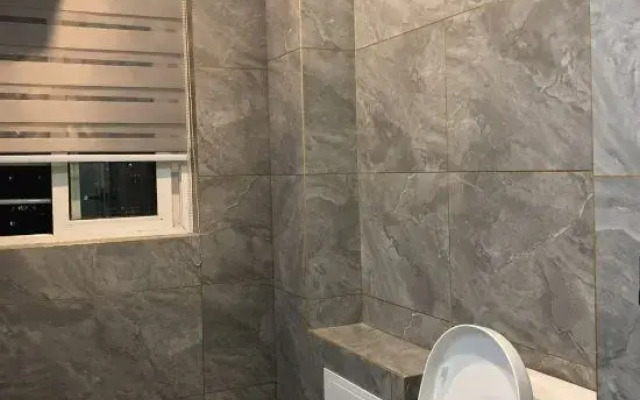 Xi'an Jiushe E-sports Cinema Designer Apartment
