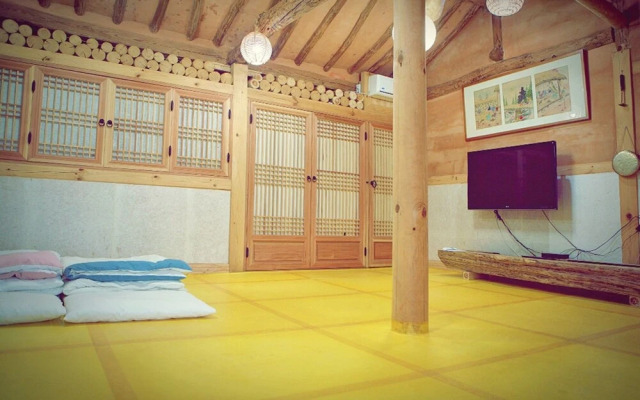 Jeonju Geune Hanok Stay
