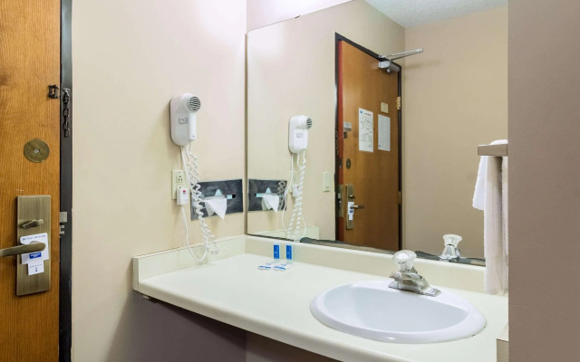 Rodeway Inn Red Wing