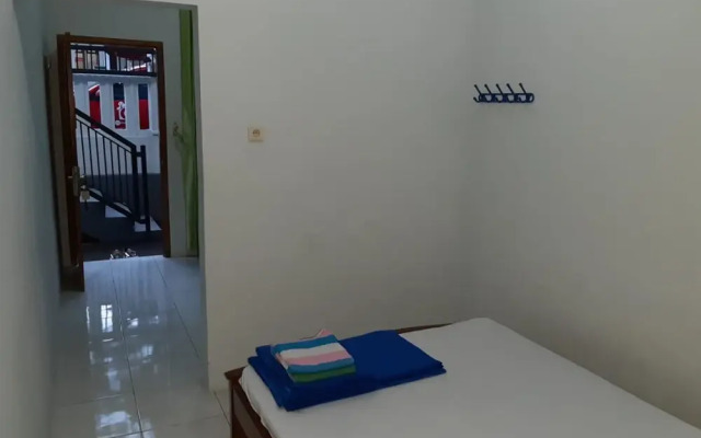 Oyo 2500 Gassani Guest House