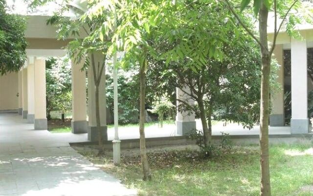 Lijin Garden Hotel