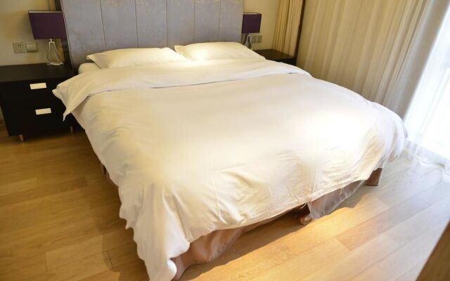 Locca Service Apartment