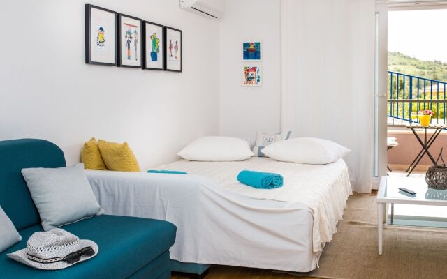 Apartment Blue Sun